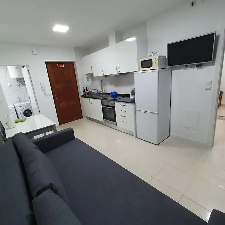 Navio Azul Funchal (Madeira)